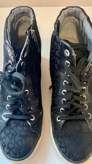 BOTINES CON CORDONES DKNY NEGRAS MUJER TALLA 39