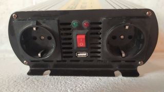 Inversor OndaPura 12VDC a 220-240V AC Autocaravana