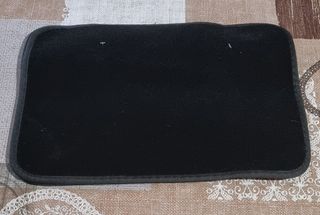 Set 2 tappetini per auto