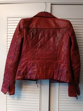 Chaqueta de piel tipo biker