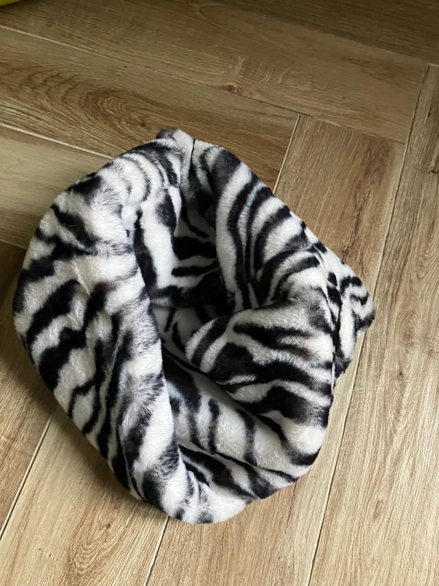 sciarpa scaldacollo ecopelliccia zebrata 