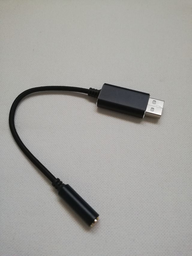 Conversor de USB a mini jack 3.5 mm