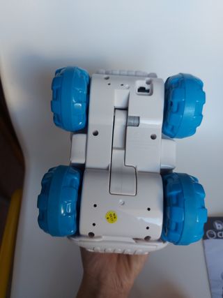 Coche teledirigido bebé +24 meses