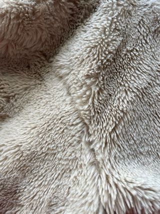 Chaqueton de pelo sintético beige