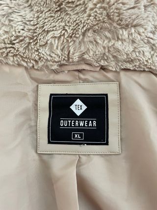 Chaqueton de pelo sintético beige