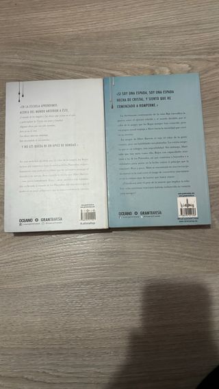 Dos primeros libros de la Reina Roja