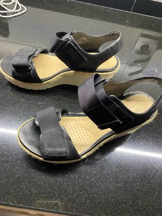 sandalias Clarks