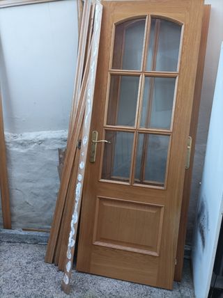 Puerta de madera