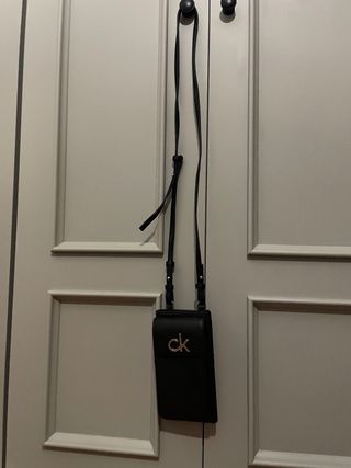 Bandolera Monedero Chica Calvin Klein