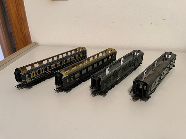 Lote 4 vagones Märklín H0 sin techo.