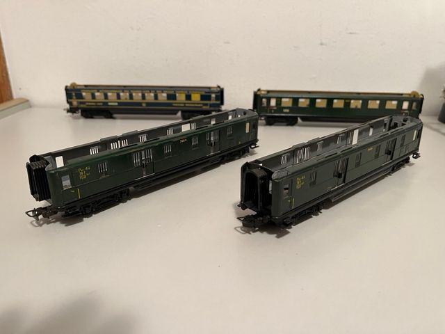 Lote 4 vagones Märklín H0 sin techo.