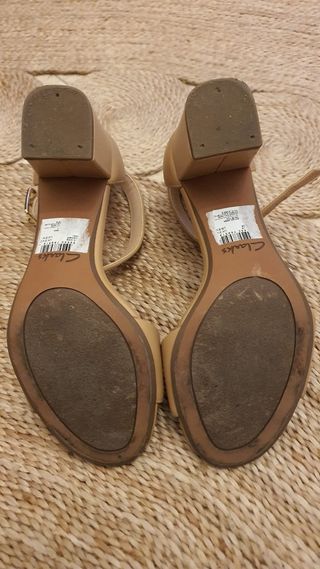 Sandalias Clarks