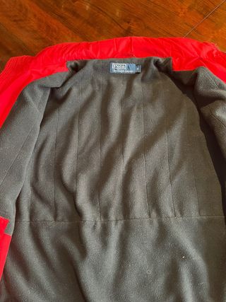cazadora polo roja