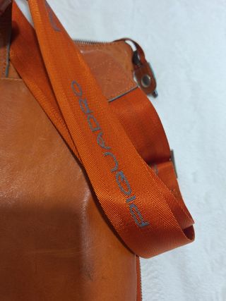 Maletín Piquadro piel mujer 