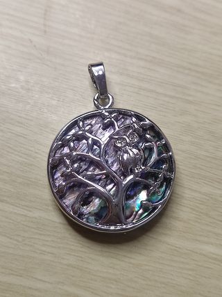 Colgante de concha de abulón