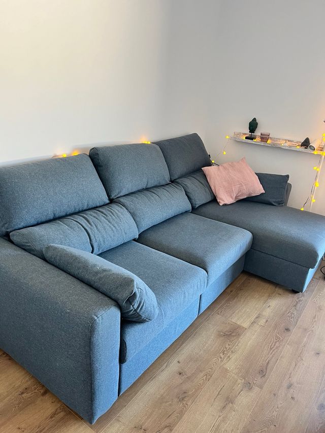sofa ikea skilstuna de segunda mano por 600 EUR en Málaga en WALLAPOP