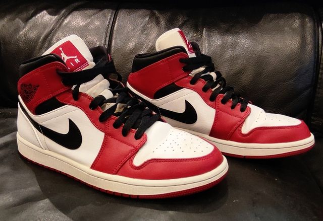 Nike Air Jordan 1 mid retro Chicago 42.5