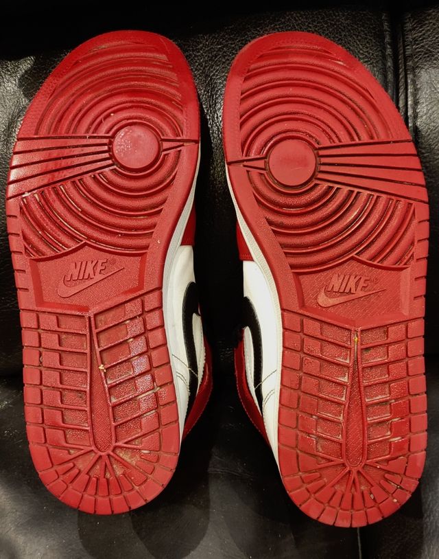 Nike Air Jordan 1 mid retro Chicago 42.5