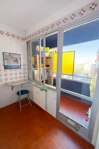 Habitacion a 100 m del metro