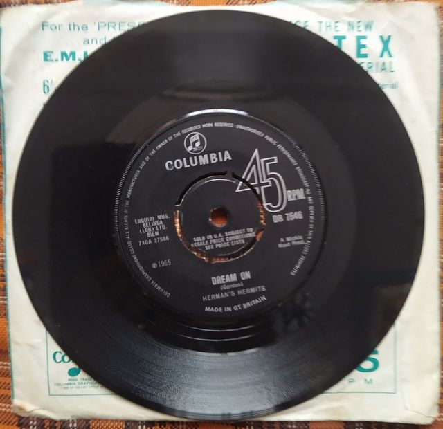 2 singles de Herman's Hermit, 1965 y 1968.