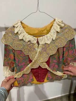 Traje de fallera de niña