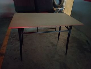 Mesa salón y 4 sillas