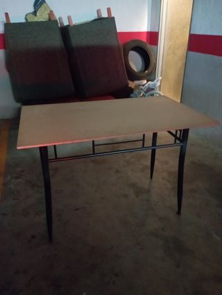 Mesa salón y 4 sillas