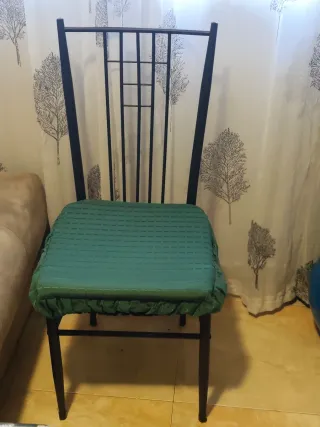 Mesa salón y 4 sillas