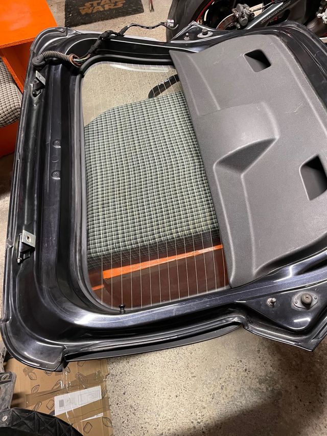 Porton trasero con aleron Opel Corsa D OPC