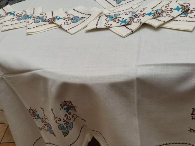 Tovaglia punto croce