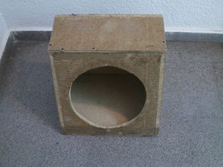 Cajón subwoofer de 12"