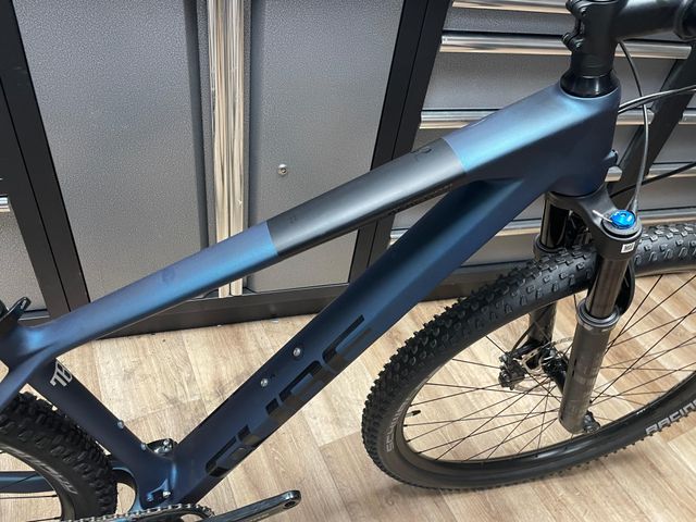 CUBE REACTION C:62 RACE M