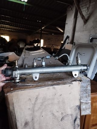 RAMPA INYECCION 46817523 0445214044 DOBLO GPUNTO