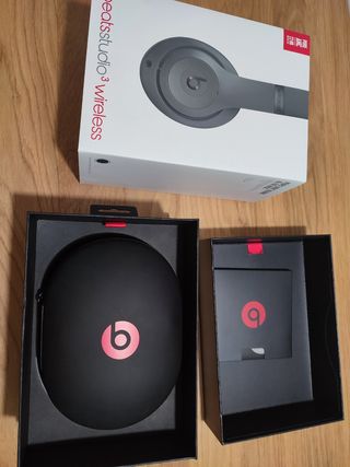Auriculares cerrados Beats Studio3 Wireless nuevos