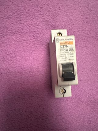 Interruptor diferencial y magnetotermico