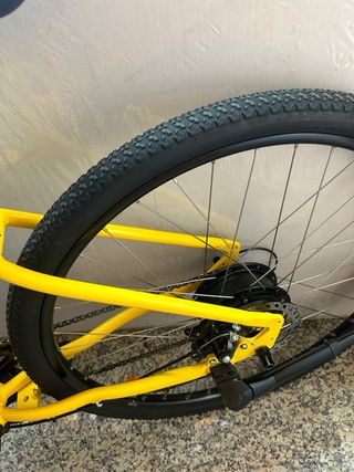 Bicicleta eléctrica trekking Riverside 100 E