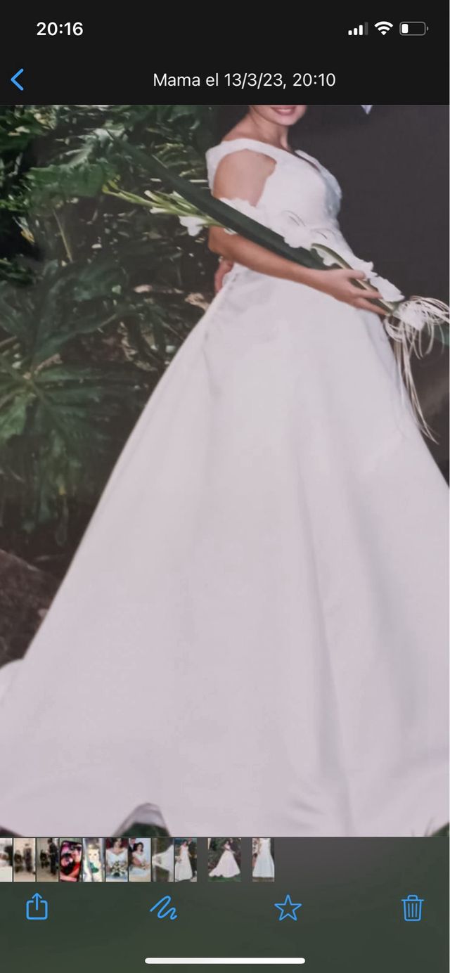 Se vende traje de novia .