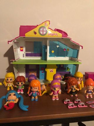 Casa pinypon con muñecos y accesorios