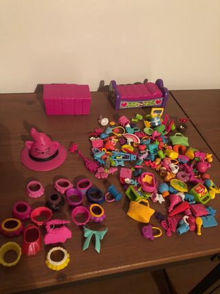 Casa pinypon con muñecos y accesorios