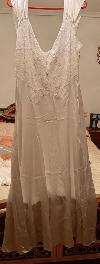 Camisón y bata a juego