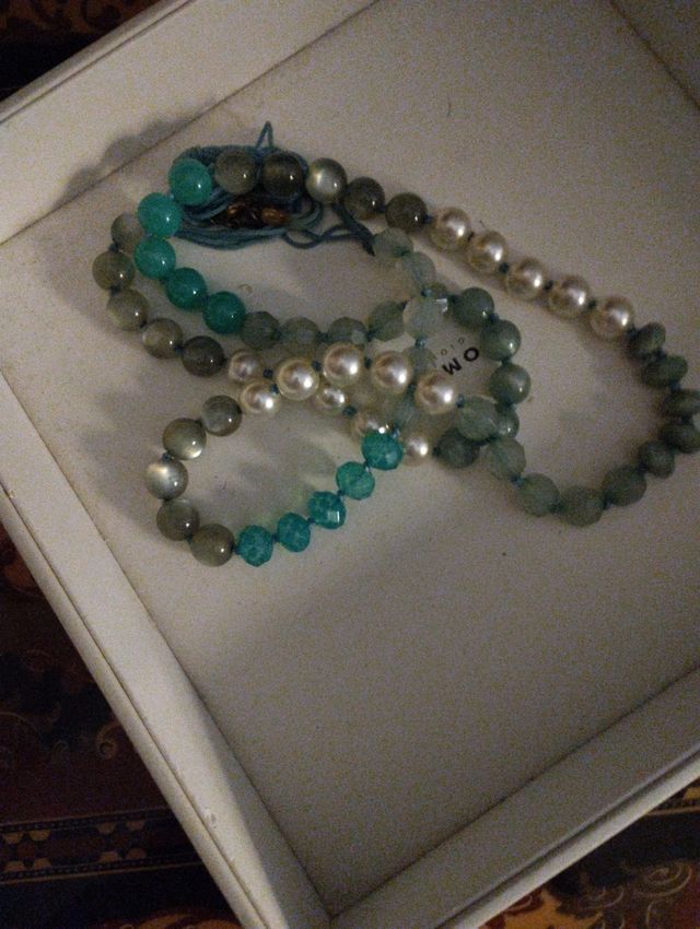 Collana in perle colorate