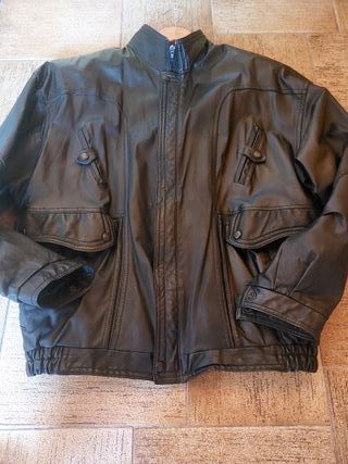 Chaqueta cuero negra (piel argentina) hombre b