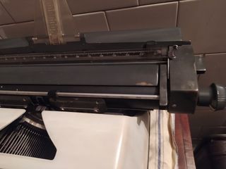 Silla de madera y cuero