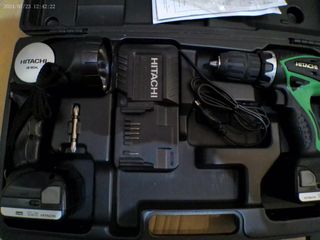 Taladro atornillador HITACHI DS14DSFL+UB18DAL 