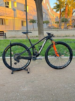 MEGAMO TRACK AXS RACE 29’ TALLA S