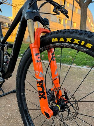 MEGAMO TRACK AXS RACE 29’ TALLA S