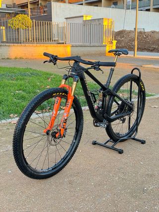 MEGAMO TRACK AXS RACE 29’ TALLA S