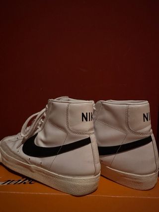 Nike blazer mid 77
