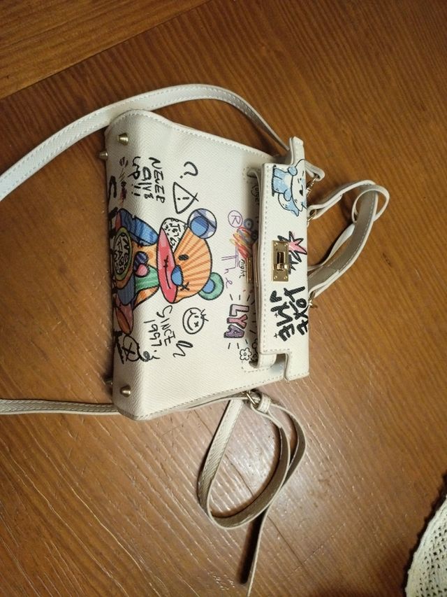 bolso. nuevo.