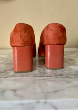 Zapatón de salón coral de tacón bloque de Marypaz